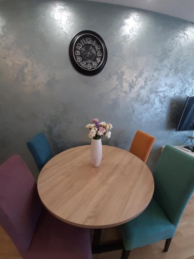 Laura Apartment 诺威萨 外观 照片